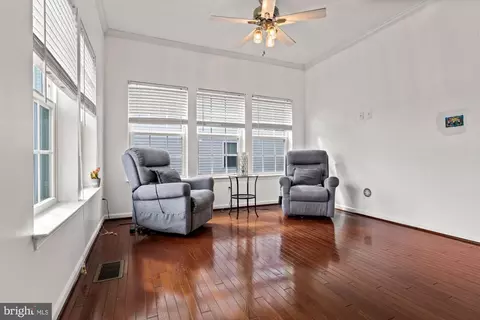 Living - 1932 Rushley Rd, Baltimore, MD 21234 photo 2 of 4