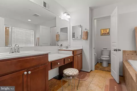 Bath - 1932 Rushley Rd, Baltimore, MD 21234 photo 2 of 4