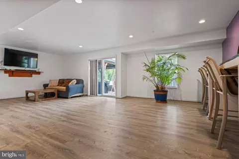 Living - 1932 Rushley Rd, Baltimore, MD 21234 photo 4 of 4