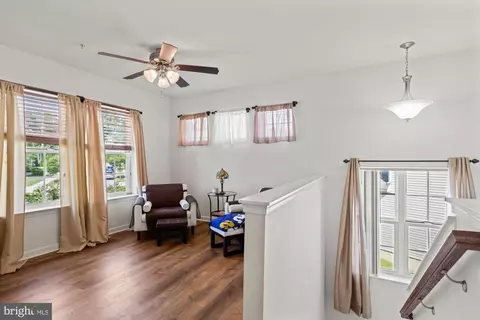 Entry Way - 1932 Rushley Rd, Baltimore, MD 21234 photo 11 of 18