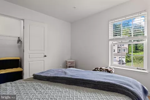 Bedroom - 1932 Rushley Rd, Baltimore, MD 21234 photo 4 of 9