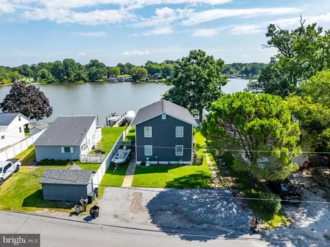 View/Area - 174 E Kingston Park Ln, Middle River, MD 21220 photo 4 of 6