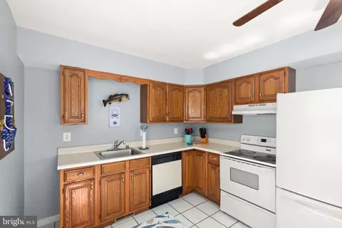 Kitchen - 174 E Kingston Park Ln, Middle River, MD 21220 photo 2 of 4
