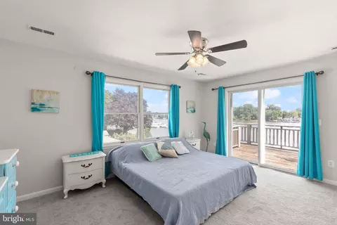 Bedroom - 174 E Kingston Park Ln, Middle River, MD 21220 photo 1 of 11