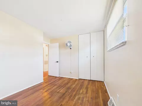Bedroom - 5127 Mcfaul Rd, Baltimore, MD 21206 photo 5 of 13
