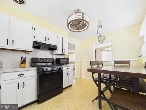 Kitchen - 5127 Mcfaul Rd, Baltimore, MD 21206 photo 2 of 3