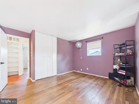 Bedroom - 5127 Mcfaul Rd, Baltimore, MD 21206 photo 1 of 13