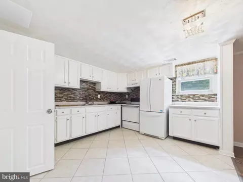 Kitchen - 5127 Mcfaul Rd, Baltimore, MD 21206 photo 3 of 3