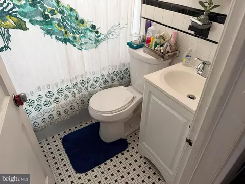Bath - 1204 Elm Rd, Halethorpe, MD 21227 photo 1 of 1