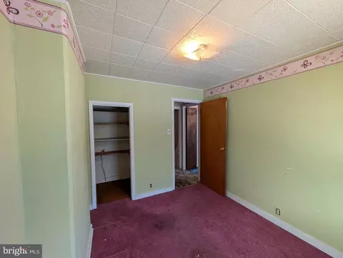 Bedroom - 6090 Falls Rd, Baltimore, MD 21209 photo 11 of 13