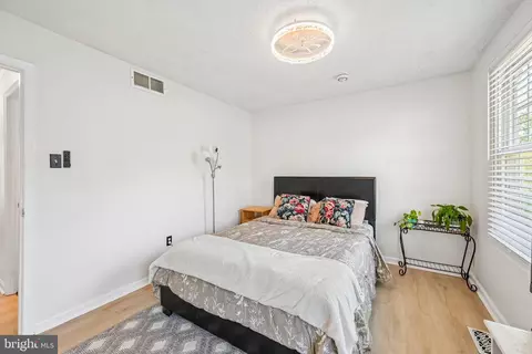 Bedroom - 6939 Rockfield Rd, Windsor Mill, MD 21244 photo 2 of 6