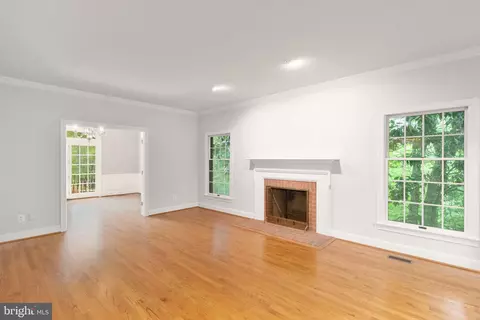 Living - 14613 Philpot Rd, Phoenix, MD 21131 photo 4 of 8