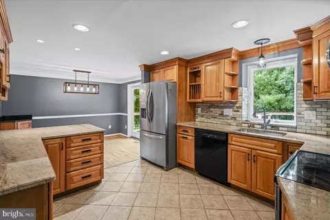 Kitchen - 3914 Millner Rd, Nottingham, MD 21236 photo 1 of 4