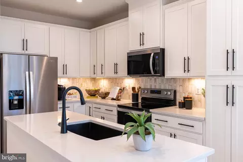 566 Quarry Place Ct, Reisterstown, MD 21136
