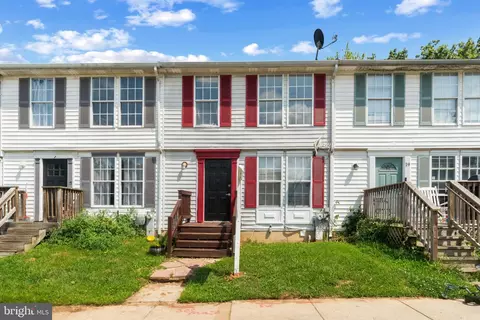 17 Chadford Ct, Middle River, MD 21220