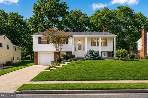 2112 Folkstone Rd, Lutherville Timonium, MD 21093