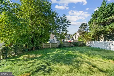Exterior - 1265 Stevens Ave, Halethorpe, MD 21227 photo 6 of 7