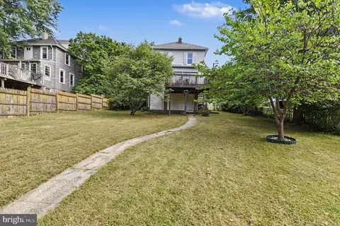 Exterior - 7 Maple Ave, Baltimore, MD 21206 photo 4 of 5