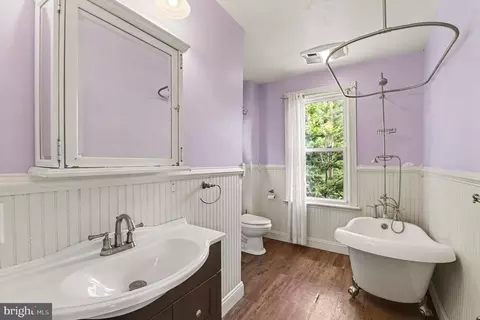 Bath - 7 Maple Ave, Baltimore, MD 21206 photo 1 of 1