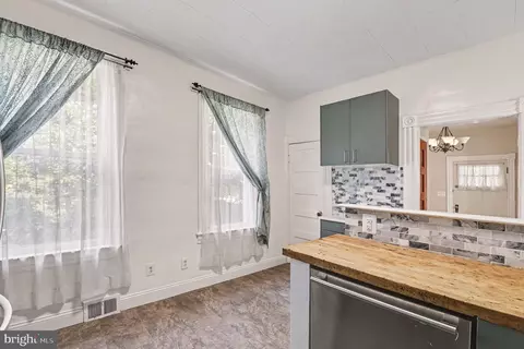 Kitchen - 7 Maple Ave, Baltimore, MD 21206 photo 3 of 3
