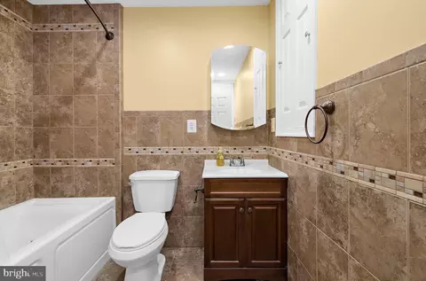 Bath - 1213 Maritime Cir, Essex, MD 21221 photo 5 of 6