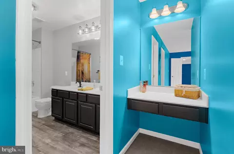 Entry Way - 1213 Maritime Cir, Essex, MD 21221 photo 6 of 12