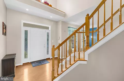 Entry Way - 1213 Maritime Cir, Essex, MD 21221 photo 3 of 12