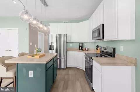 Kitchen - 1213 Maritime Cir, Essex, MD 21221 photo 2 of 6