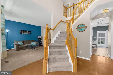 Entry Way - 1213 Maritime Cir, Essex, MD 21221 photo 5 of 12