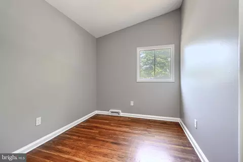 Bedroom - 6901 Chippewa Dr, Baltimore, MD 21209 photo 1 of 1