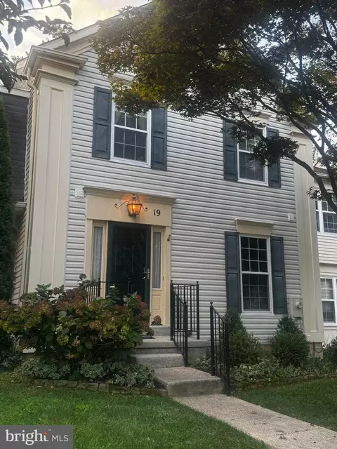 19 Southwark Bridge Way, Lutherville Timonium, MD 21093