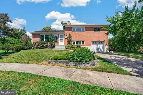 4 Pickett Garth Garth, Lutherville Timonium, MD 21093