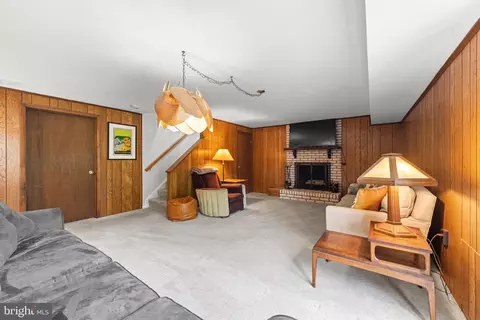 Living - 4009 Eland Rd, Phoenix, MD 21131 photo 3 of 4