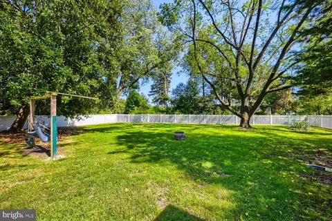 Exterior - 12329 Eastern Ave, Middle River, MD 21220 photo 5 of 6