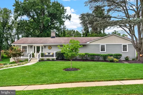 1017 Bosley Rd, Cockeysville, MD 21030