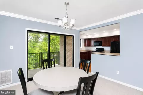 Dining - 4 Smeton Pl #4E, Towson, MD 21204 photo 2 of 2