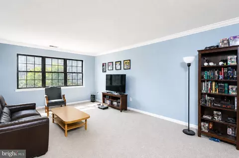 Living - 4 Smeton Pl #4E, Towson, MD 21204 photo 2 of 2