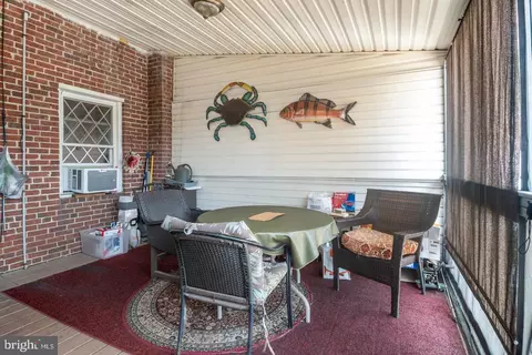 Exterior - 928 Dalton Ave, Baltimore, MD 21224 photo 5 of 7