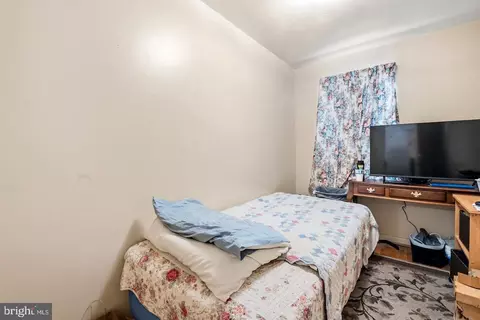 Bedroom - 928 Dalton Ave, Baltimore, MD 21224 photo 5 of 5