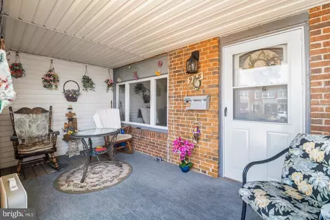 Exterior - 928 Dalton Ave, Baltimore, MD 21224 photo 4 of 7
