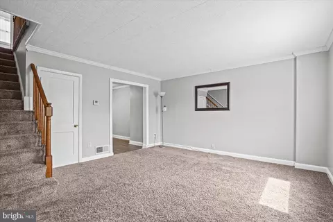 Entry Way - 2151 Vailthorn Rd, Middle River, MD 21220 photo 1 of 8