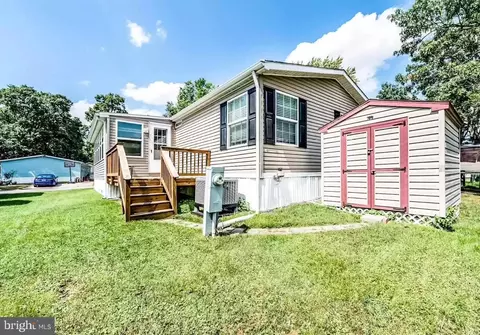 3501 Honeysuckle Ln, Middle River, MD 21220 photo 19