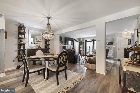 Dining - 2510 Sycamore Ave, Sparrows Point, MD 21219 photo 1 of 2