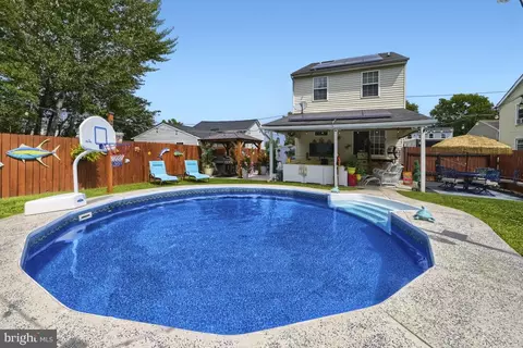 Exterior - 2510 Sycamore Ave, Sparrows Point, MD 21219 photo 7 of 7