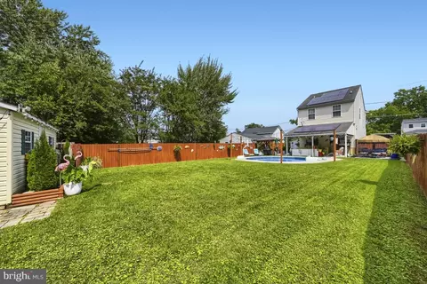 Exterior - 2510 Sycamore Ave, Sparrows Point, MD 21219 photo 4 of 7