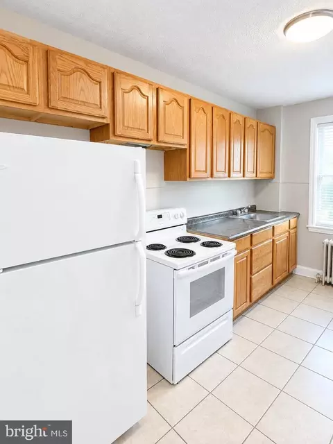 Kitchen - 2905 Cornwall Rd, Dundalk, MD 21222 photo 1 of 2