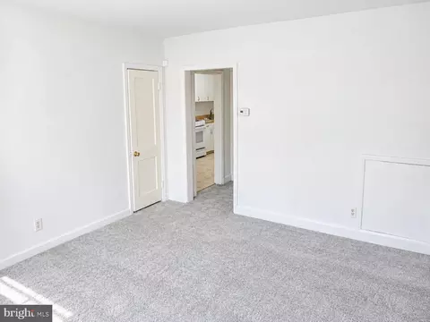 Living - 2905 Cornwall Rd, Dundalk, MD 21222 photo 4 of 4