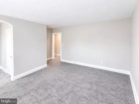 Living - 2905 Cornwall Rd, Dundalk, MD 21222 photo 1 of 4