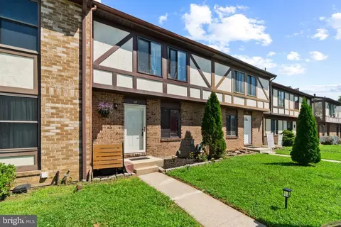Other - 117 Bourbon Ct, Parkville, MD 21234 photo 1 of 9
