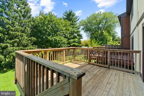 Exterior - 117 Bourbon Ct, Parkville, MD 21234 photo 6 of 11